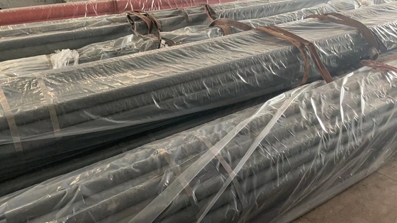 Cold Rolled 34CrMo4 Seamless Alloy Steel Pipes With Surface Treatment And Round Section
